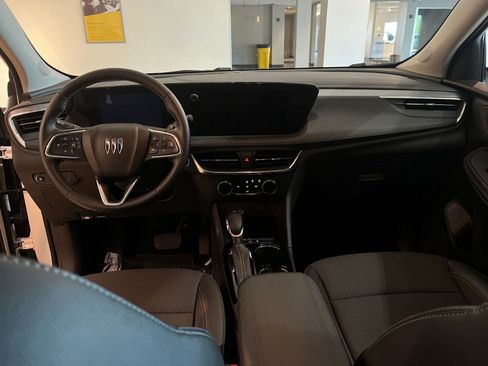 Used 2025 Buick Encore GX Preferred FWD image 32