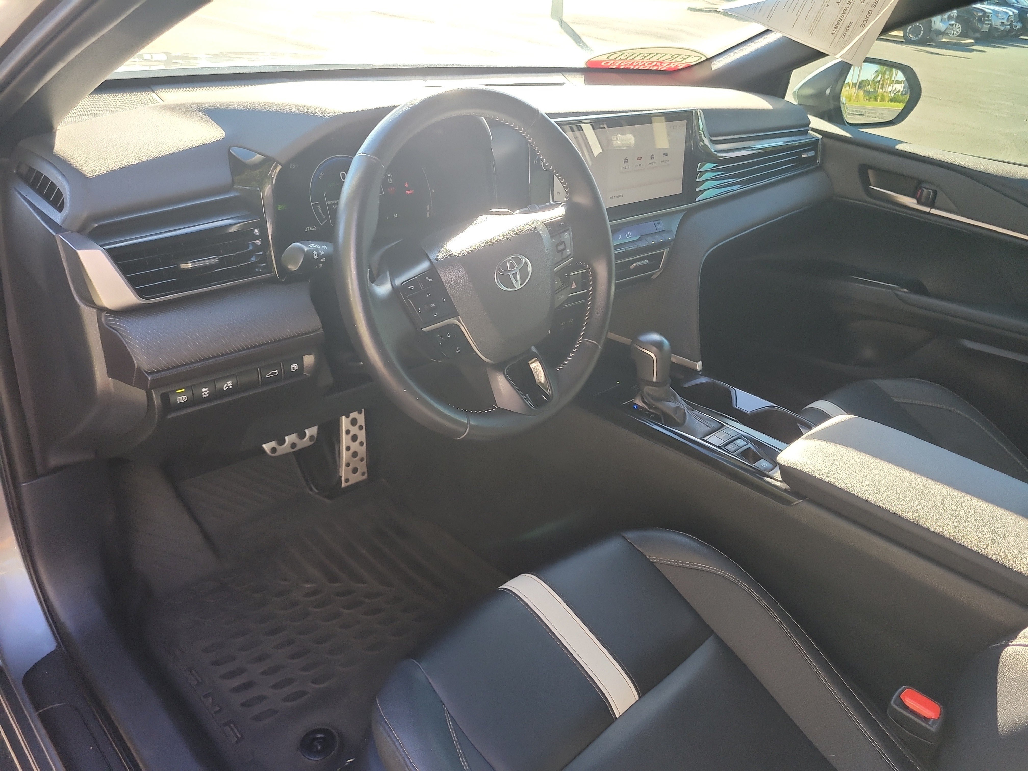 Used 2025 Toyota Camry SE w/ Multimedia Upgrade Package FWD image 18