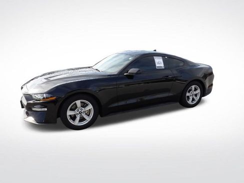 Used 2021 Ford Mustang Coupe RWD image 7
