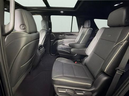 Used 2023 Cadillac Escalade Sport w/ LPO, ONYX Package AWD/4WD image 29