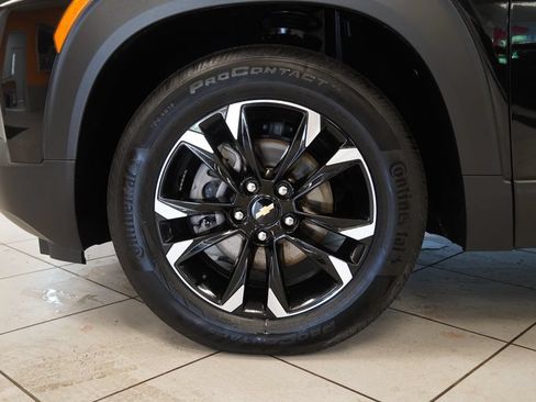 Used 2023 Chevrolet TrailBlazer LT w/ Convenience Package FWD image 15