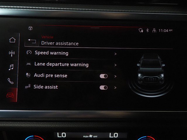 Used 2023 Audi Q3 quattro 2.0T Premium w/ Black Optic Sport Package AWD/4WD image 28
