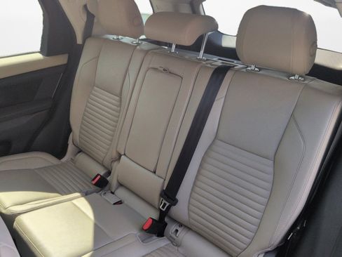 Used 2020 Land Rover Discovery Sport S image 12