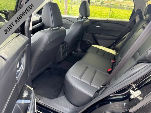 Certified 2025 Nissan Rogue SL w/ Tech Package AWD/4WD image 14
