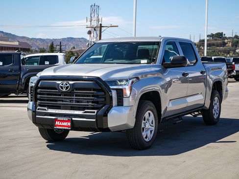 New 2026 Toyota Tundra SR AWD/4WD image 3