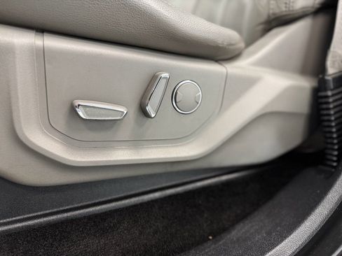 Used 2018 Ford F150 Lariat image 15