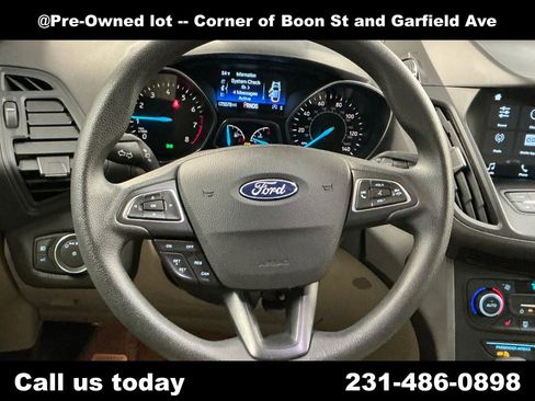 Used 2019 Ford Escape SE image 21