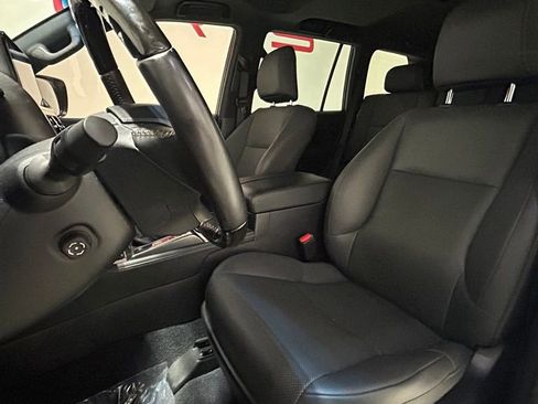 Used 2023 Lexus GX 460 Premium w/ Premium Package AWD/4WD image 15