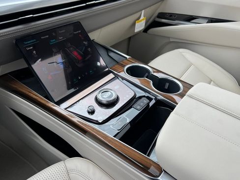 New 2026 Cadillac Escalade Platinum Luxury AWD/4WD image 63