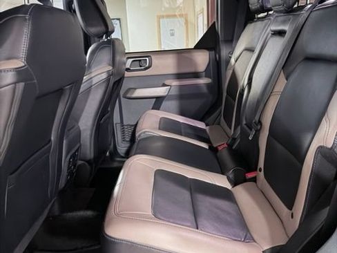 Used 2023 Ford Bronco Wildtrak AWD/4WD image 16