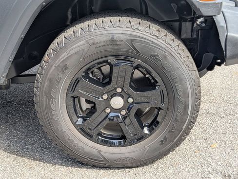 Used 2019 Jeep Wrangler Unlimited Sport S image 12