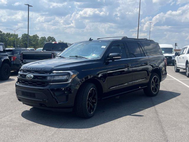 Used 2023 Ford Expedition Max Limited AWD/4WD image 8