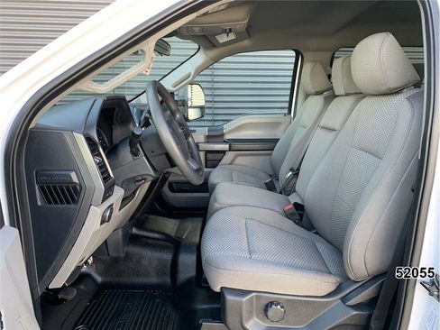 Used 2022 Ford F550 2WD Crew Cab Super Duty image 19