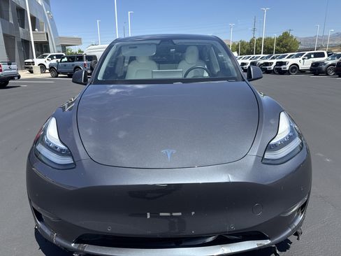 Used 2020 Tesla Model Y Performance AWD/4WD image 8