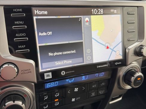 Used 2020 Toyota 4Runner Limited image 20