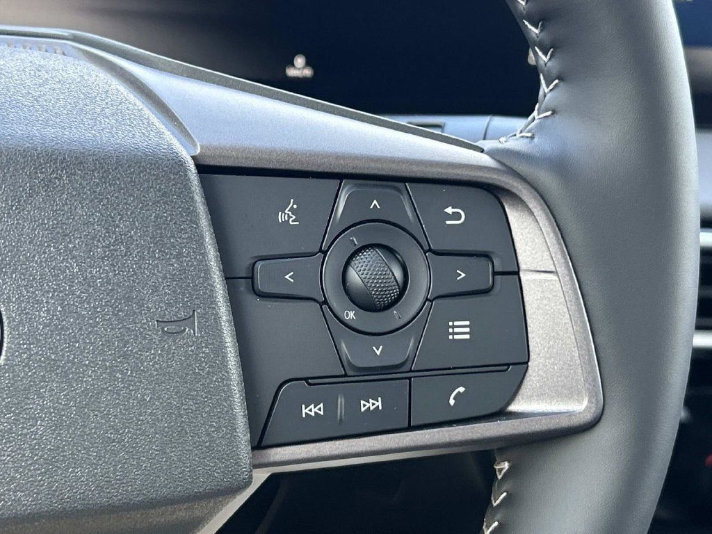 Certified 2026 Nissan Sentra SV w/ SV Convenience Package FWD image 20