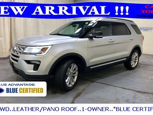 Used 2018 Ford Explorer XLT w/ Equipment Group 202A image 8