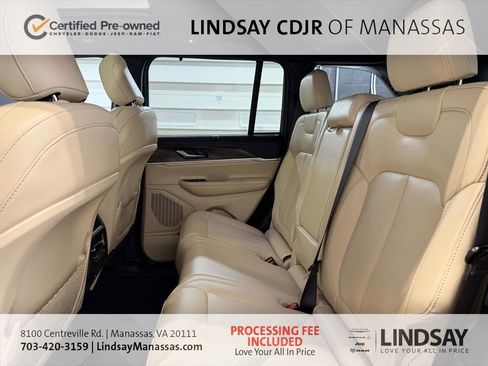 Certified 2025 Jeep Grand Cherokee Limited w/ Luxury Tech Group II AWD/4WD image 23