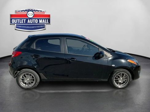 Used 2011 MAZDA MAZDA2 Sport image 2