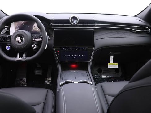 New 2025 Maserati Grecale Modena AWD/4WD image 8