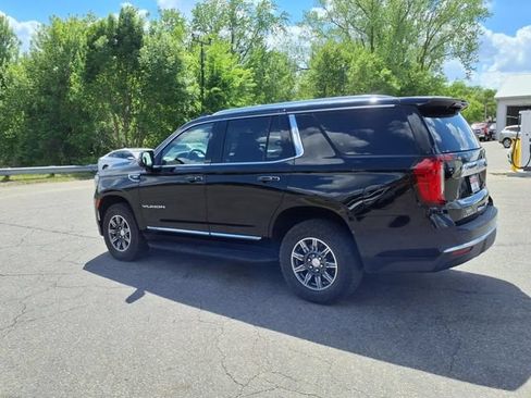 Used 2022 GMC Yukon SLT w/ SLT Premium Package AWD/4WD image 5
