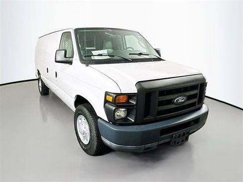 Used 2010 Ford E-350 and Econoline 350 Super Duty image 1