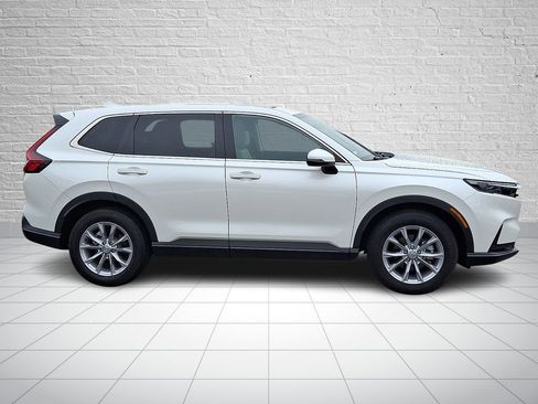 Used 2025 Honda CR-V EX-L image 4