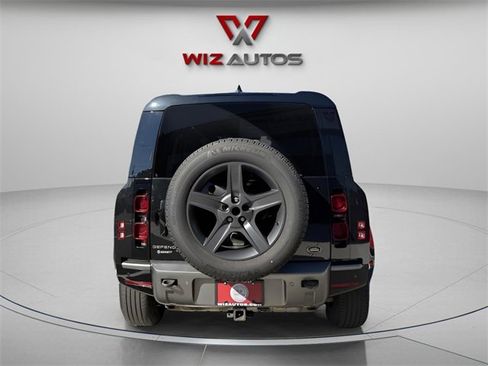 Used 2022 Land Rover Defender 110 X-Dynamic SE image 7