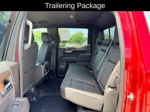 Certified 2023 Chevrolet Silverado 1500 High Country w/ Technology Package AWD/4WD image 8