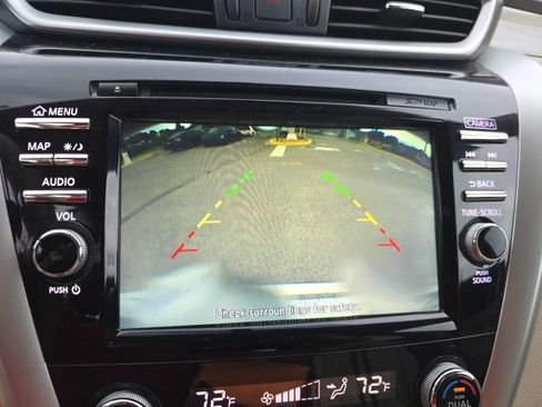 Used 2018 Nissan Murano SV FWD image 21