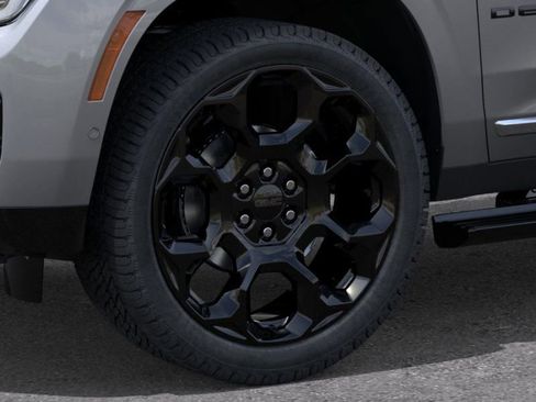 New 2026 GMC Yukon XL Denali w/ Denali Reserve Package AWD/4WD image 9