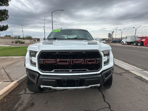Used 2018 Ford F150 Raptor w/ Equipment Group 802A Luxury AWD/4WD image 9