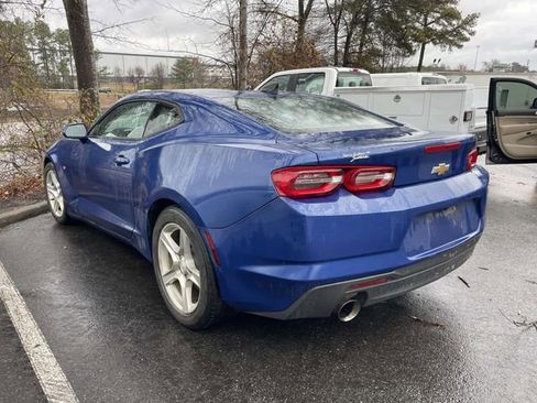 Used 2021 Chevrolet Camaro LT image 9