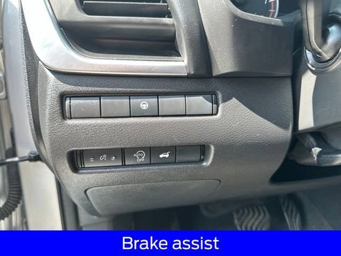 Used 2024 Nissan Rogue SV AWD/4WD image 19