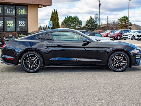 Used 2019 Ford Mustang GT image 10