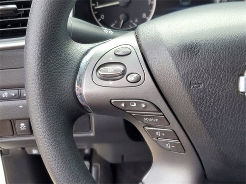 Used 2020 Nissan Murano S w/ Technology Package image 22