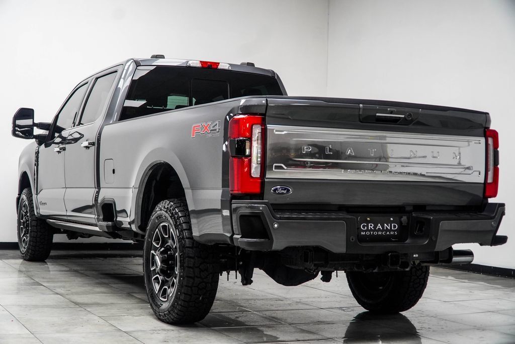 Used 2024 Ford F350 Platinum AWD/4WD image 18