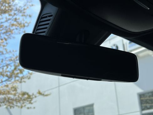 Certified 2020 Mercedes-Benz GLB 250 image 27