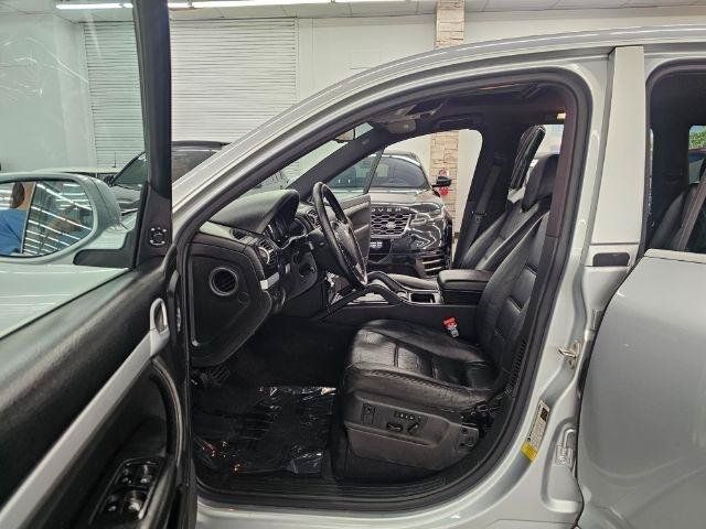Used 2008 Porsche Cayenne AWD/4WD image 27