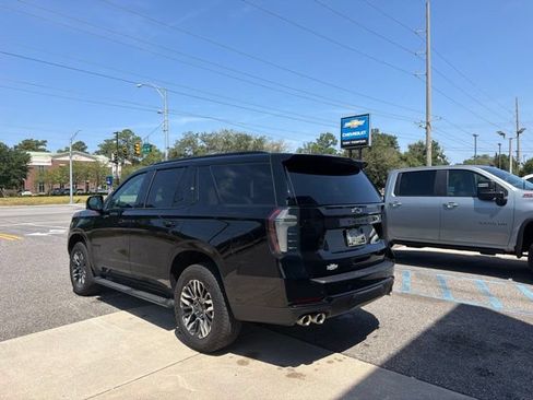 Used 2025 Chevrolet Tahoe Z71 w/ Comfort Package AWD/4WD image 6
