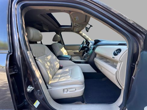 Used 2013 Honda Pilot Touring image 46