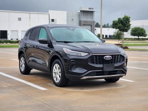 Certified 2025 Ford Escape Active AWD/4WD image 7