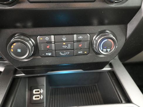 Used 2019 Ford F150 XLT w/ Equipment Group 302A Luxury image 3