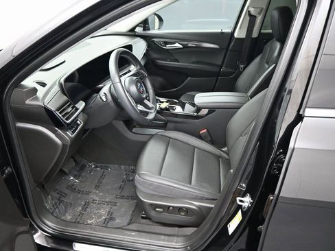 Used 2025 Buick Envision Preferred AWD/4WD image 9
