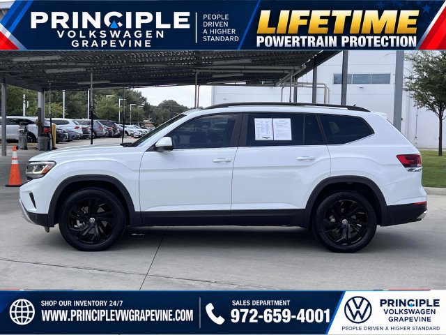 Used 2023 Volkswagen Atlas SE w/ Panoramic Sunroof Package FWD image 9
