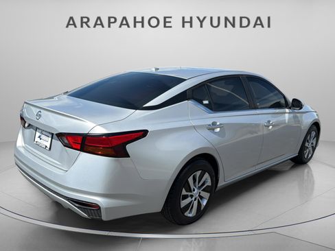 Used 2020 Nissan Altima 2.5 S FWD image 5
