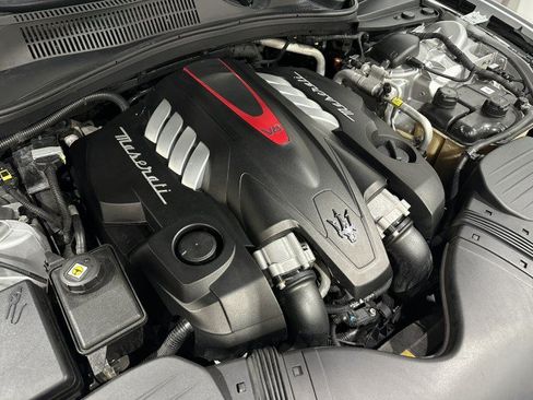 Used 2014 Maserati Quattroporte GTS RWD image 10