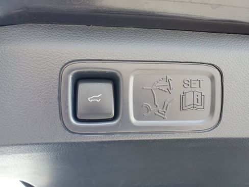 Certified 2023 Ford Expedition Limited RWD image 9