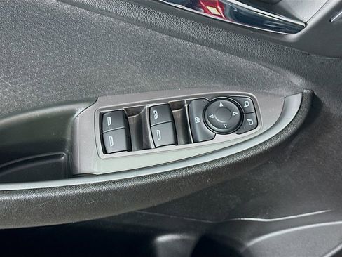 Used 2024 Chevrolet Malibu LT image 24