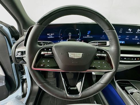 Used 2024 Cadillac Lyriq Luxury w/ LPO, Floor Liner Package AWD/4WD image 11